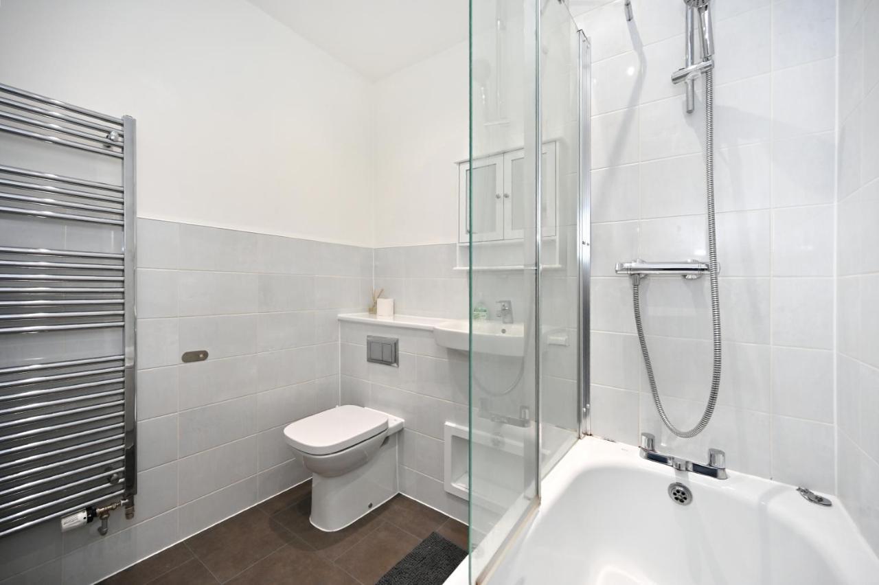 Luxury 2Bedroom - 2Bath - Prime Location - Patio Harrow on the Hill Eksteriør bilde