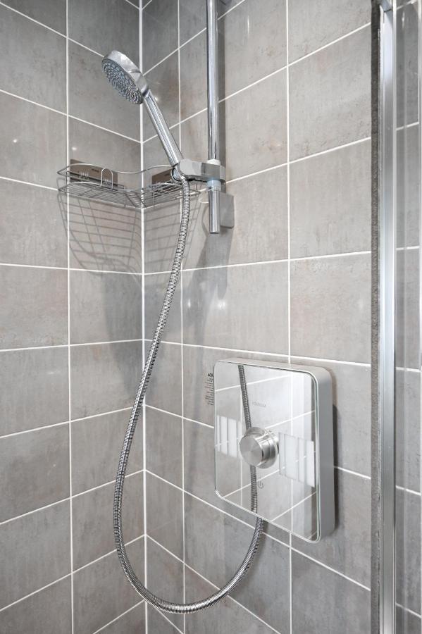 Luxury 2Bedroom - 2Bath - Prime Location - Patio Harrow on the Hill Eksteriør bilde