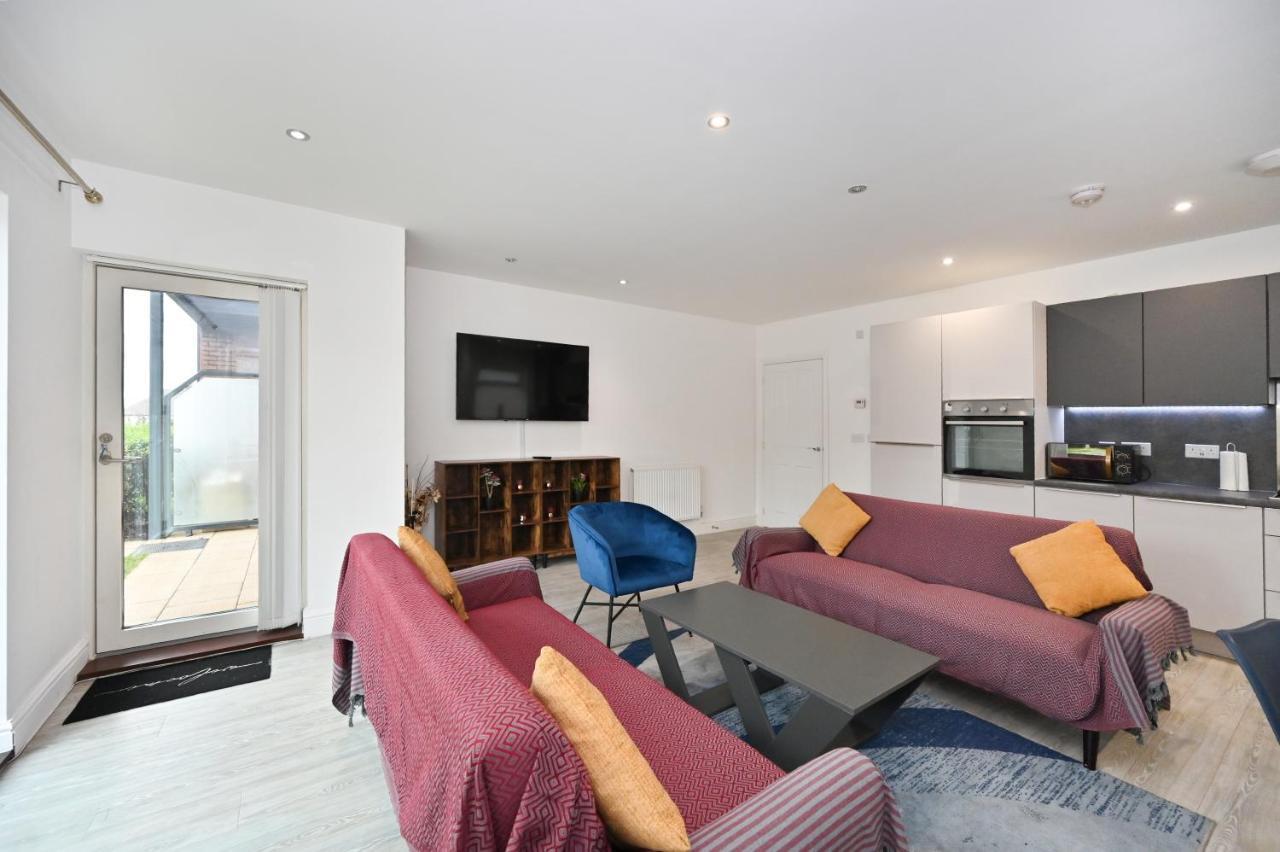 Luxury 2Bedroom - 2Bath - Prime Location - Patio Harrow on the Hill Eksteriør bilde