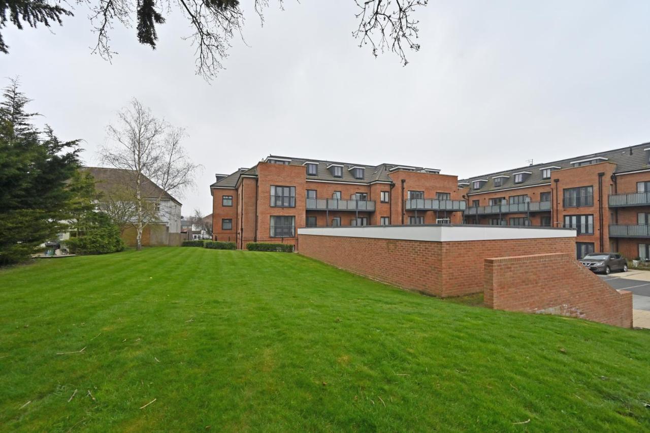 Luxury 2Bedroom - 2Bath - Prime Location - Patio Harrow on the Hill Eksteriør bilde