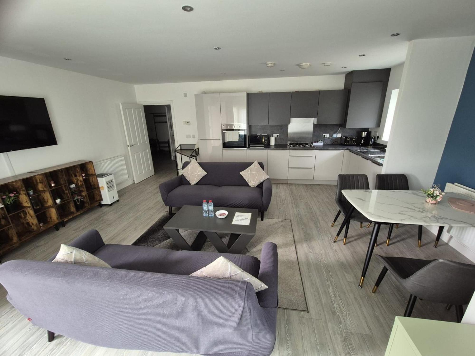Luxury 2Bedroom - 2Bath - Prime Location - Patio Harrow on the Hill Eksteriør bilde