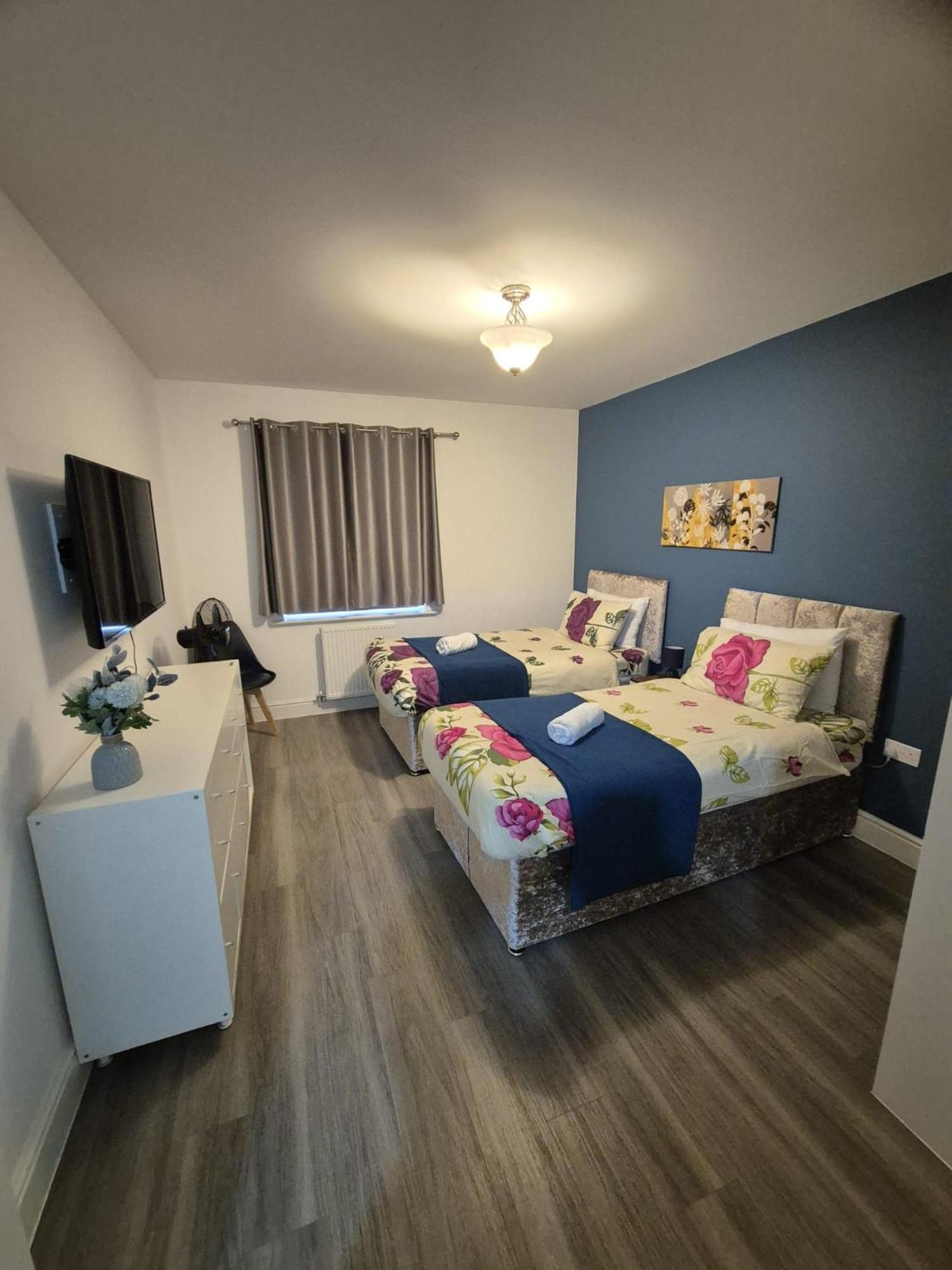 Luxury 2Bedroom - 2Bath - Prime Location - Patio Harrow on the Hill Eksteriør bilde